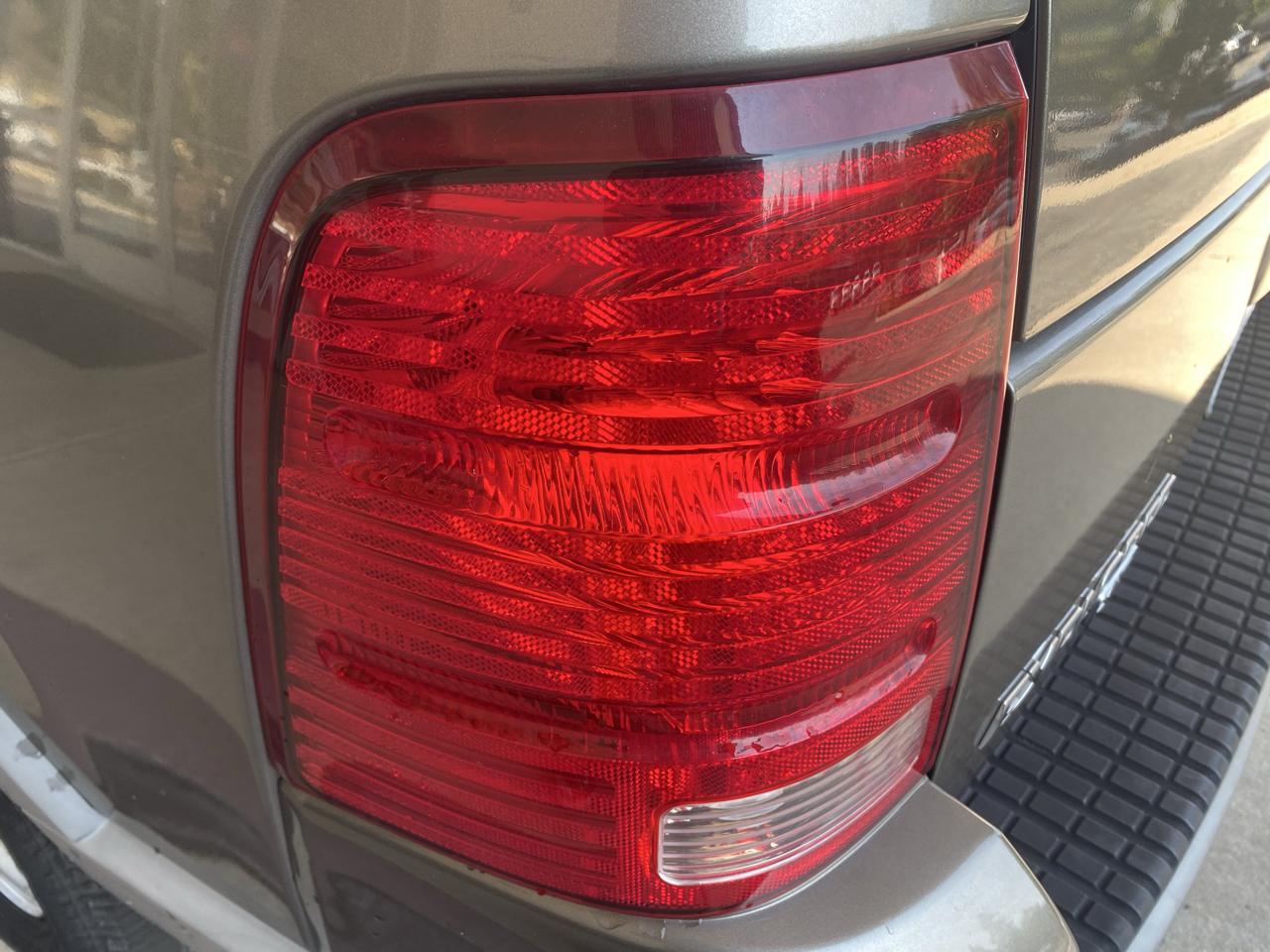 Ford Explorer 4dr 114" WB XLT 4WD 2002