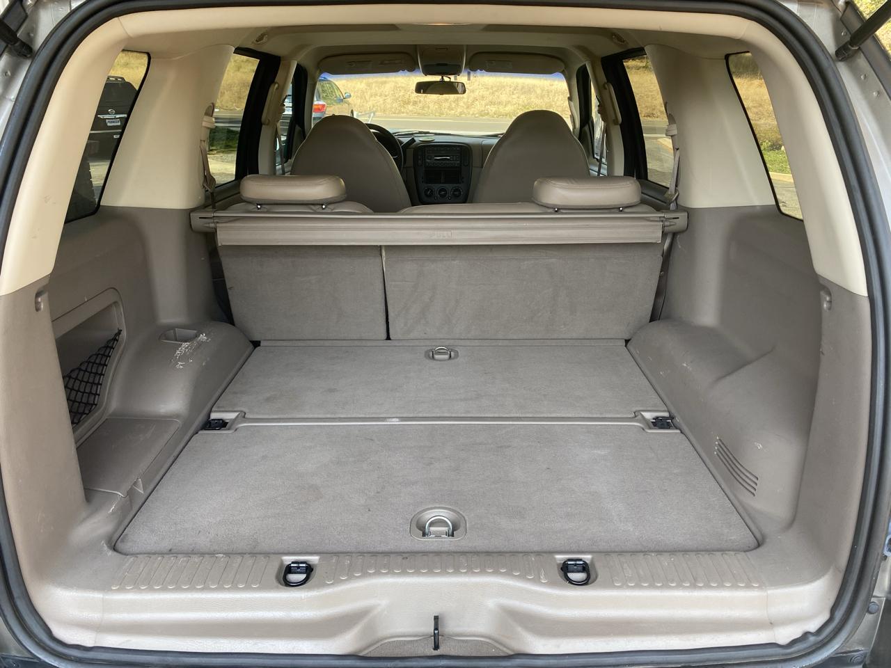 Ford Explorer 4dr 114" WB XLT 4WD 2002