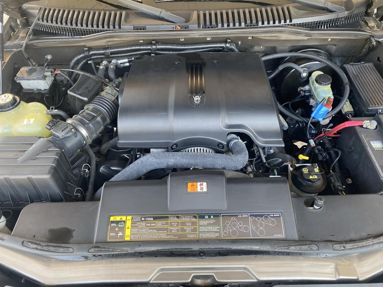 Ford Explorer 4dr 114" WB XLT 4WD 2002