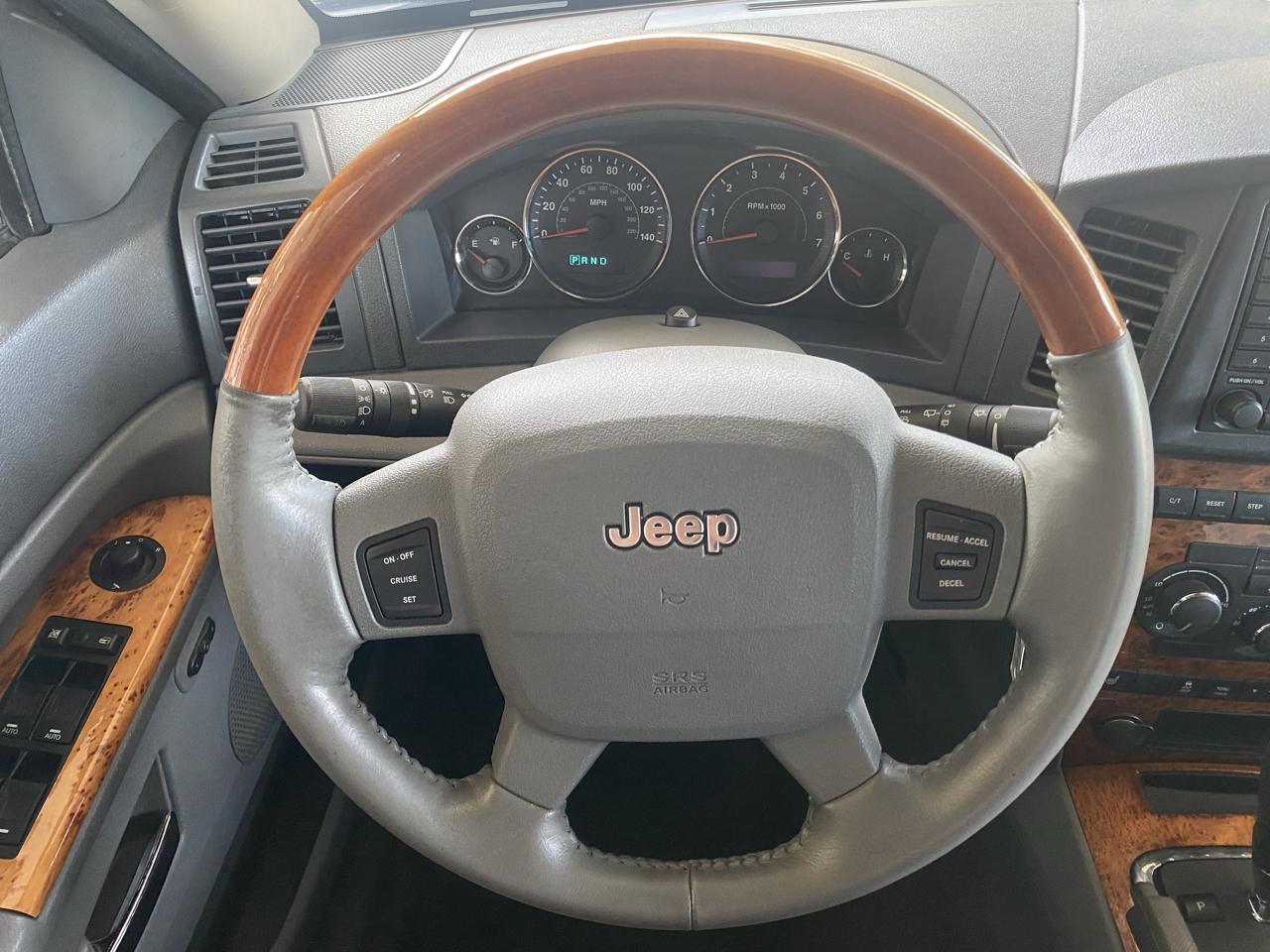 Jeep Grand Cherokee 4dr Overland 2006