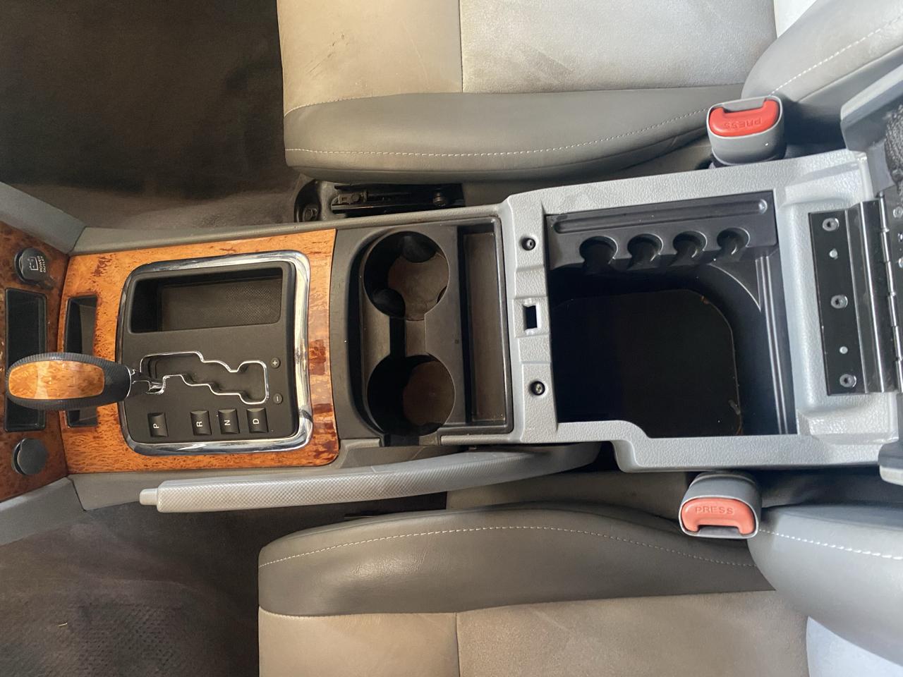 Jeep Grand Cherokee 4dr Overland 2006