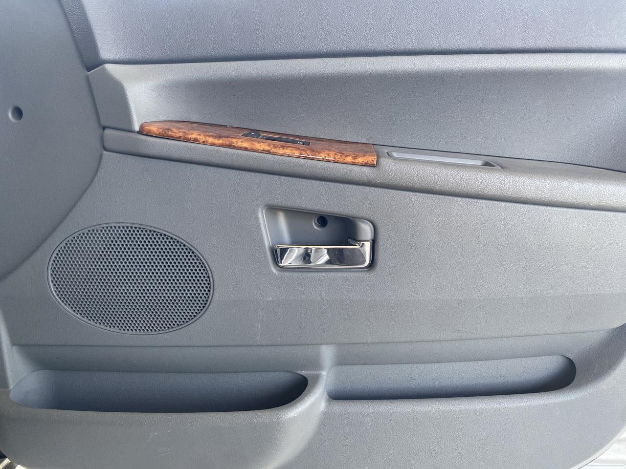 Jeep Grand Cherokee 4dr Overland 2006