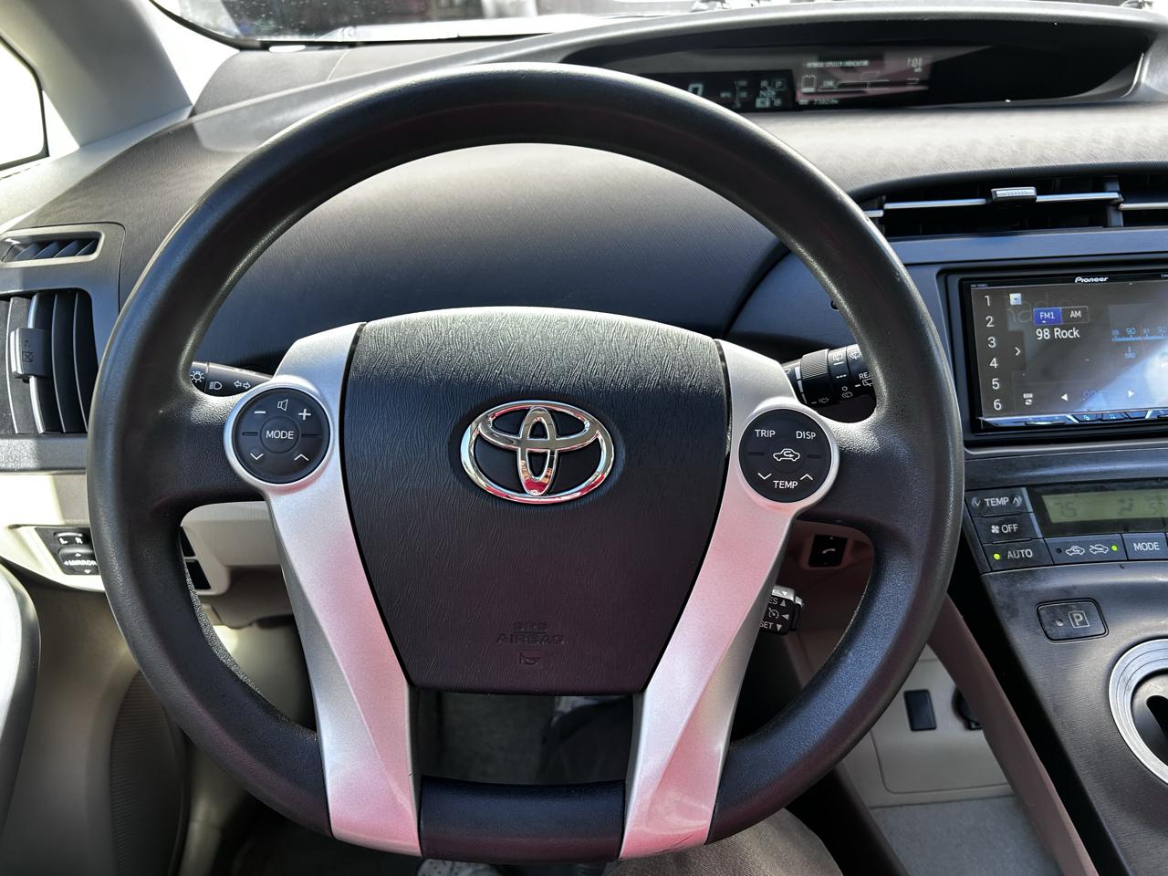 Toyota Prius  2011