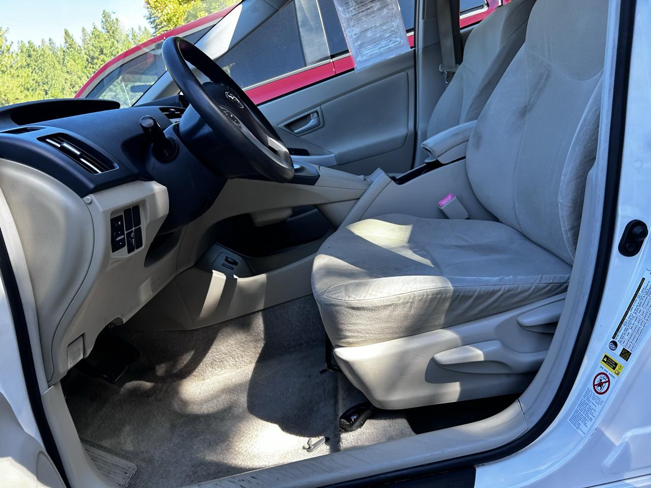 Toyota Prius  2011
