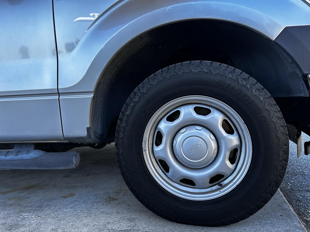 Ford F-150 2WD SuperCab 145" XL 2013