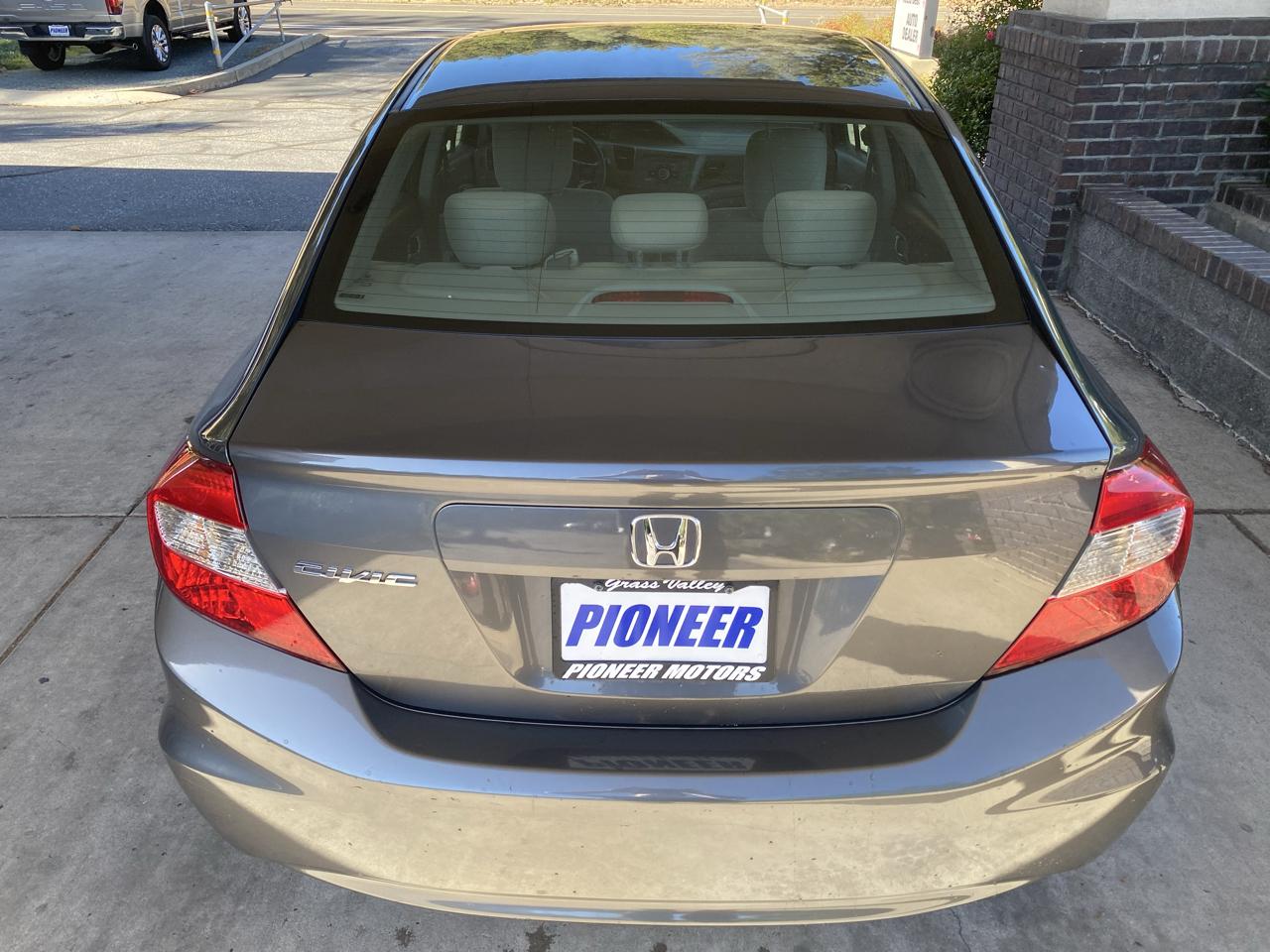 Honda Civic Sdn 4dr Auto LX 2012