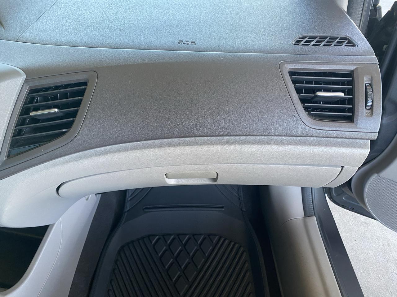 Honda Civic Sdn 4dr Auto LX 2012
