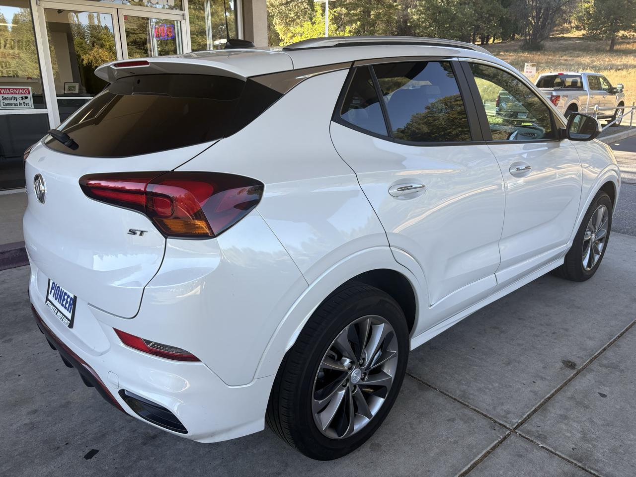 Buick Encore GX FWD 4dr Select 2022