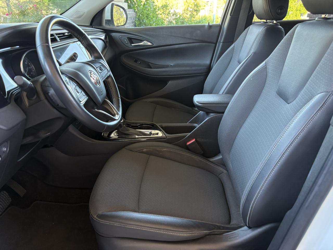 Buick Encore GX FWD 4dr Select 2022