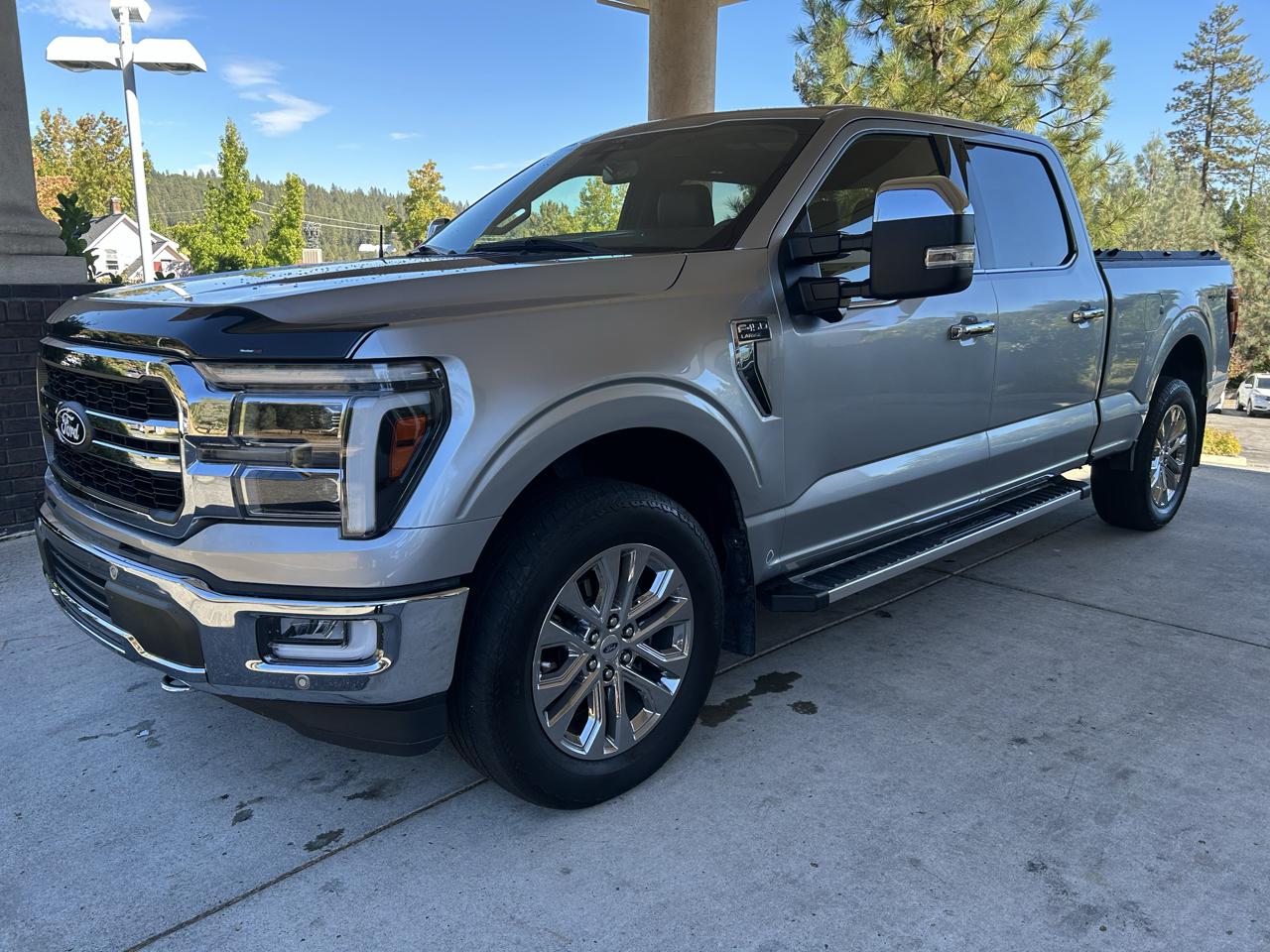 Ford F-150 Lariat 4WD SuperCrew 5.5' Box 2024