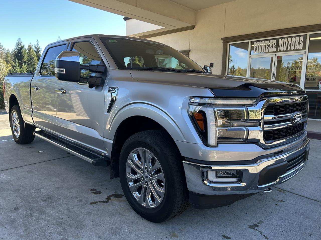 Ford F-150 Lariat 4WD SuperCrew 5.5' Box 2024