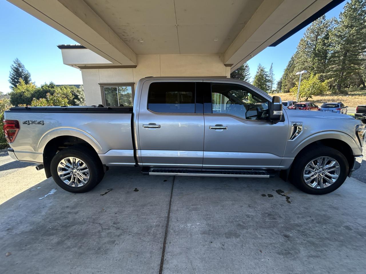 Ford F-150 Lariat 4WD SuperCrew 5.5' Box 2024