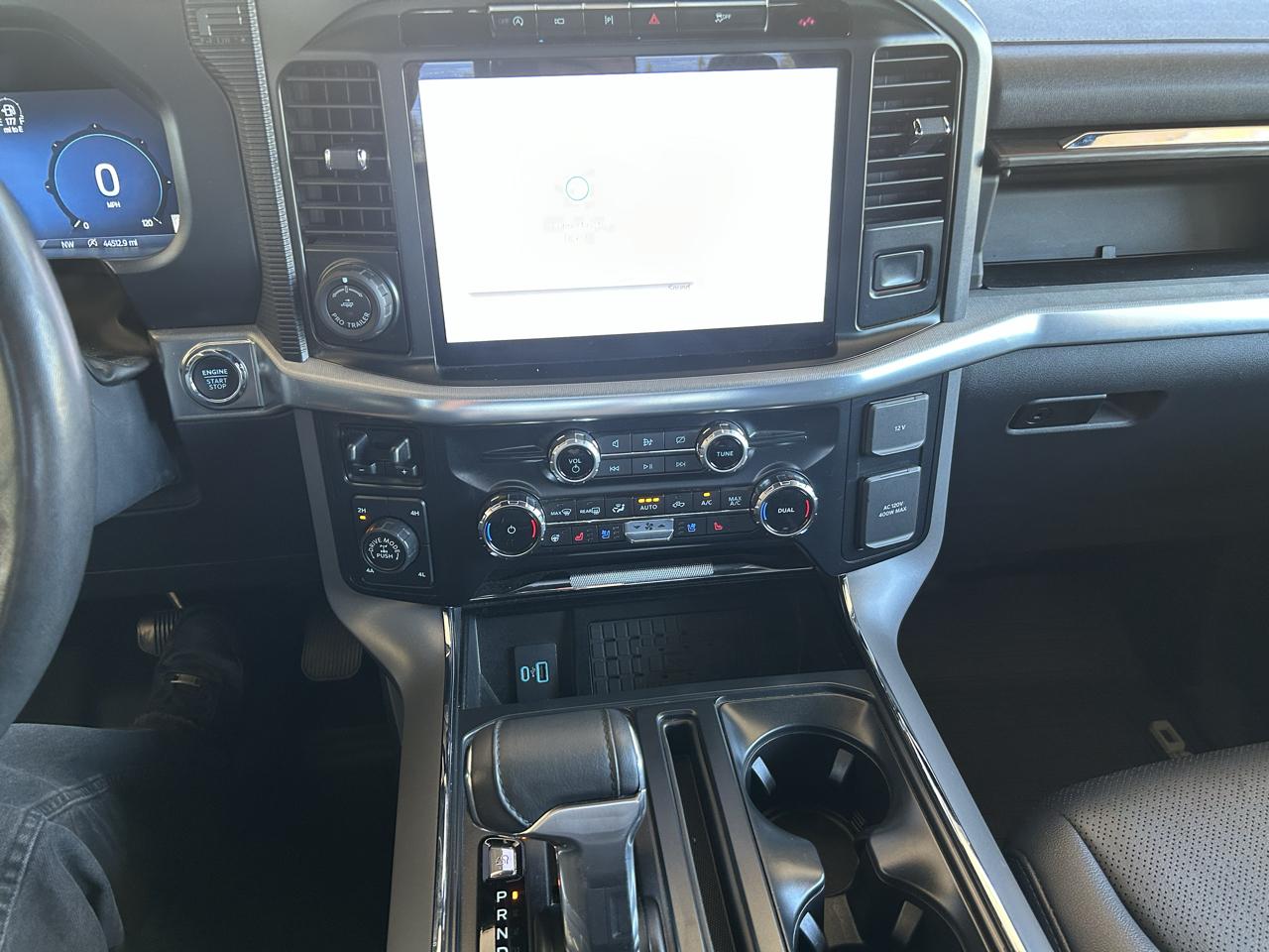Ford F-150 Lariat 4WD SuperCrew 5.5' Box 2024