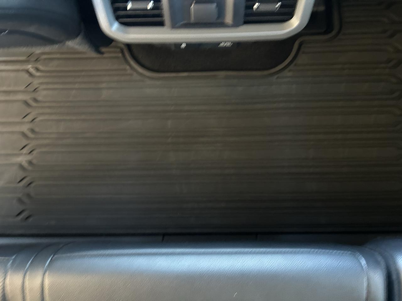 Ford F-150 Lariat 4WD SuperCrew 5.5' Box 2024