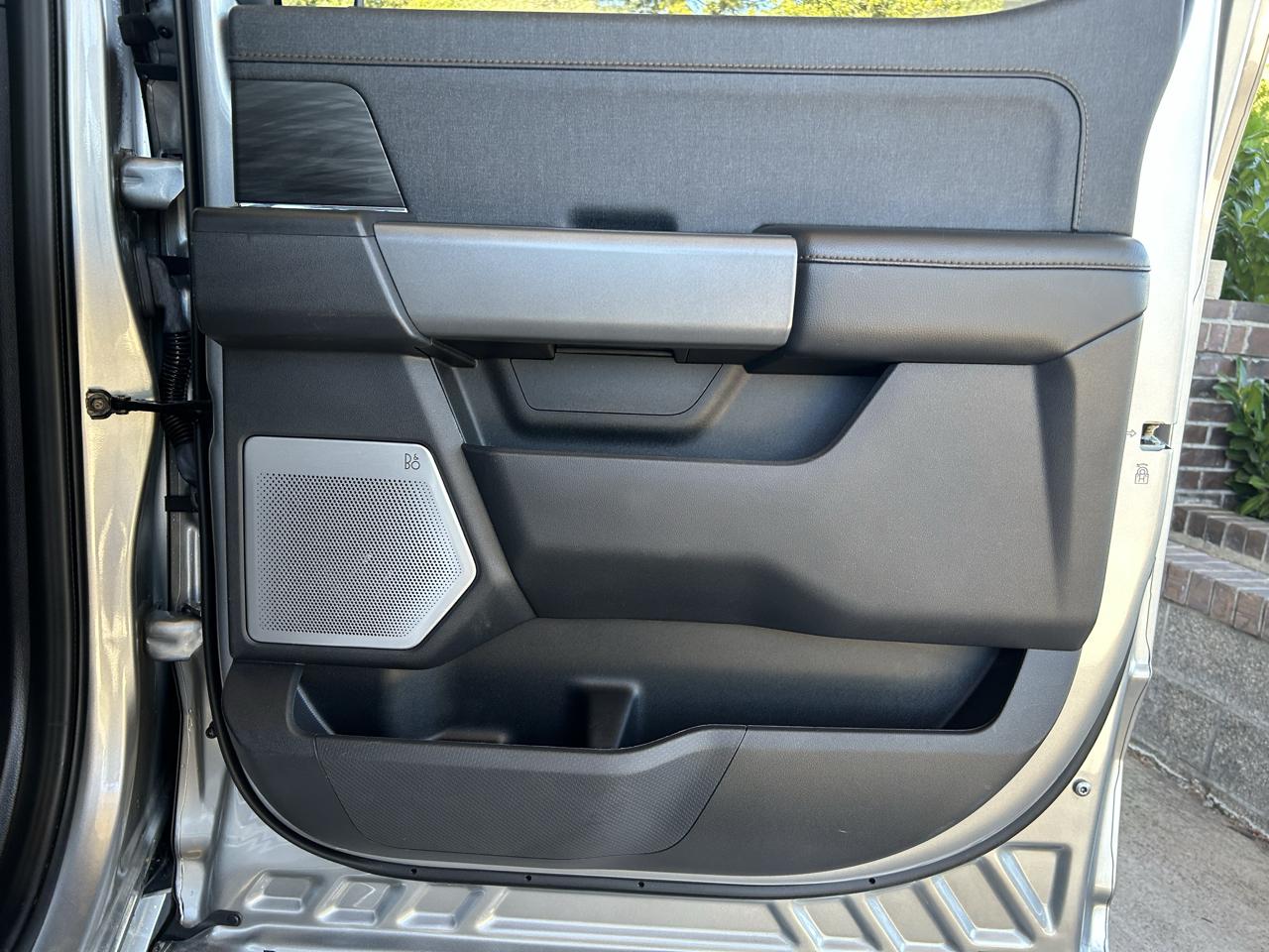 Ford F-150 Lariat 4WD SuperCrew 5.5' Box 2024