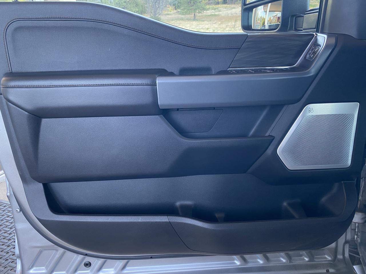 Ford F-150 Lariat 4WD SuperCrew 5.5' Box 2024