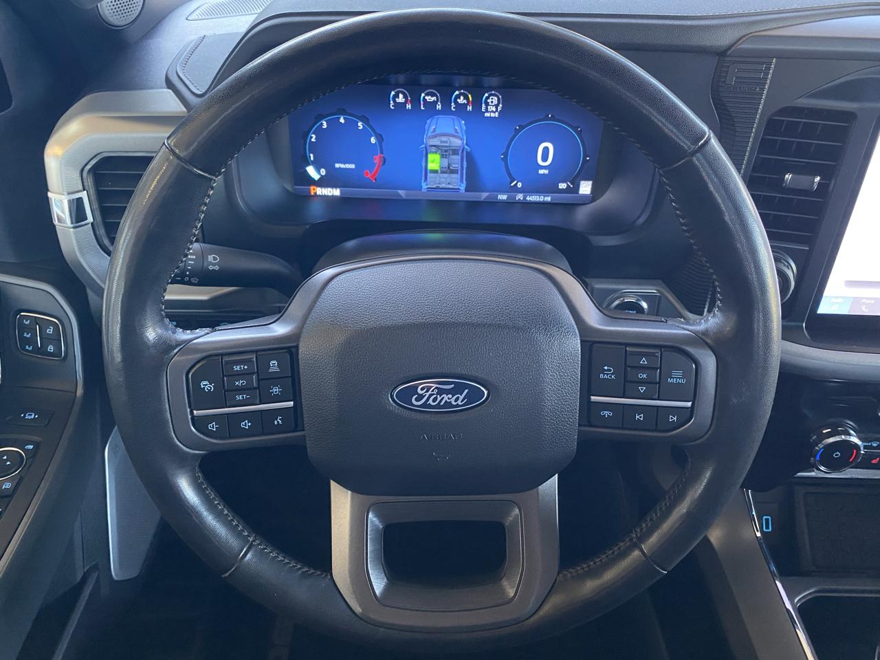 Ford F-150 Lariat 4WD SuperCrew 5.5' Box 2024