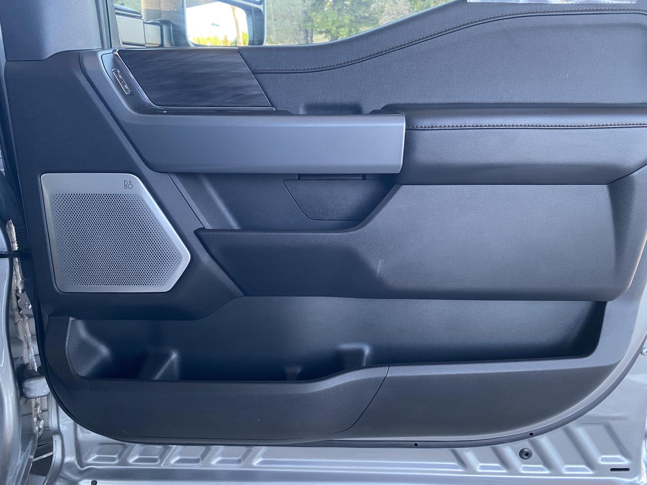 Ford F-150 Lariat 4WD SuperCrew 5.5' Box 2024