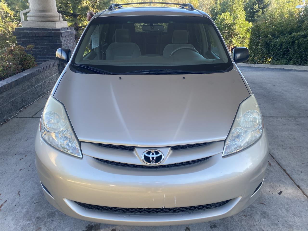 Toyota Sienna  2006