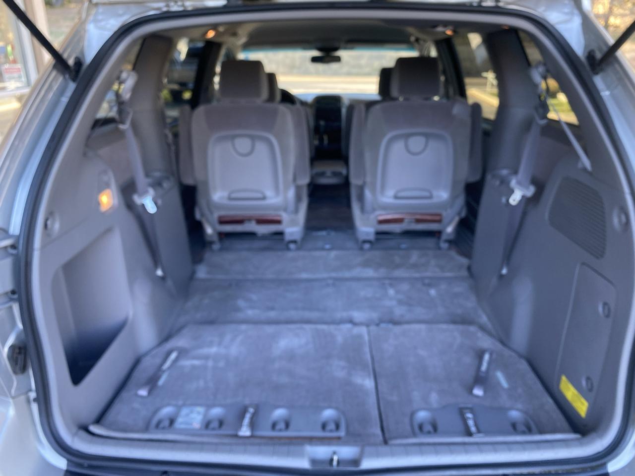 Toyota Sienna  2006