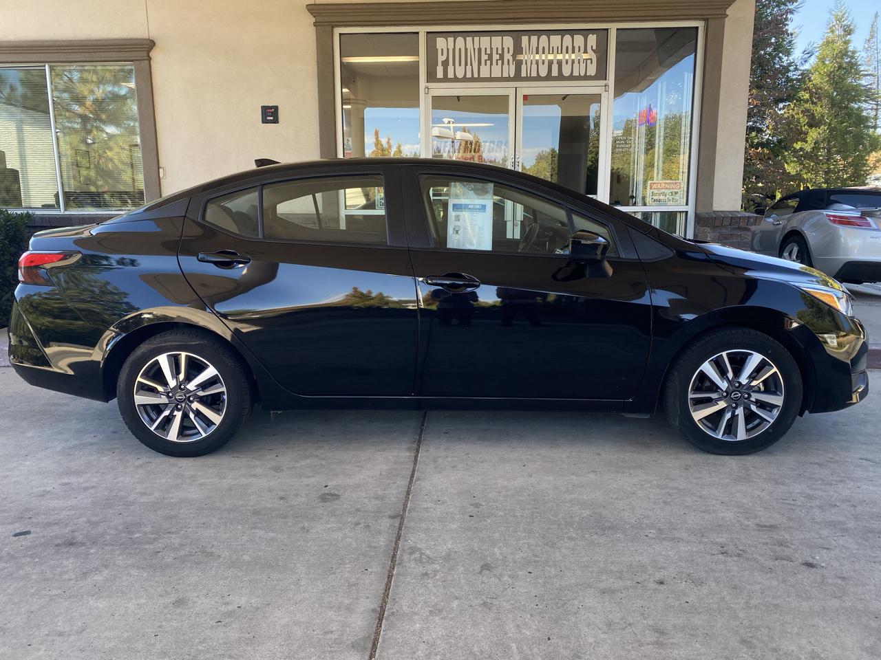 Nissan Versa SV 2024