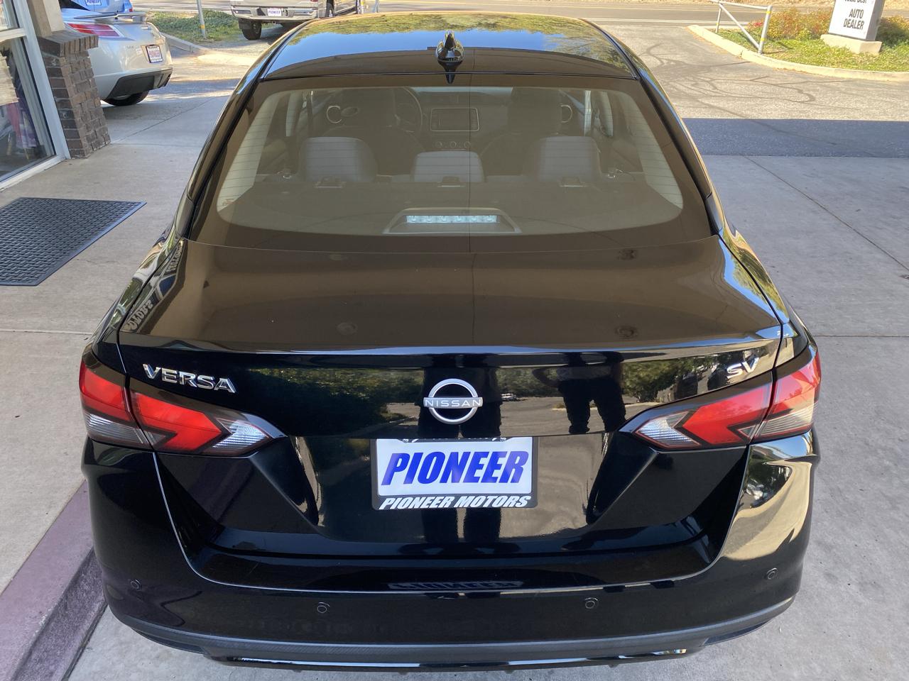 Nissan Versa SV 2024
