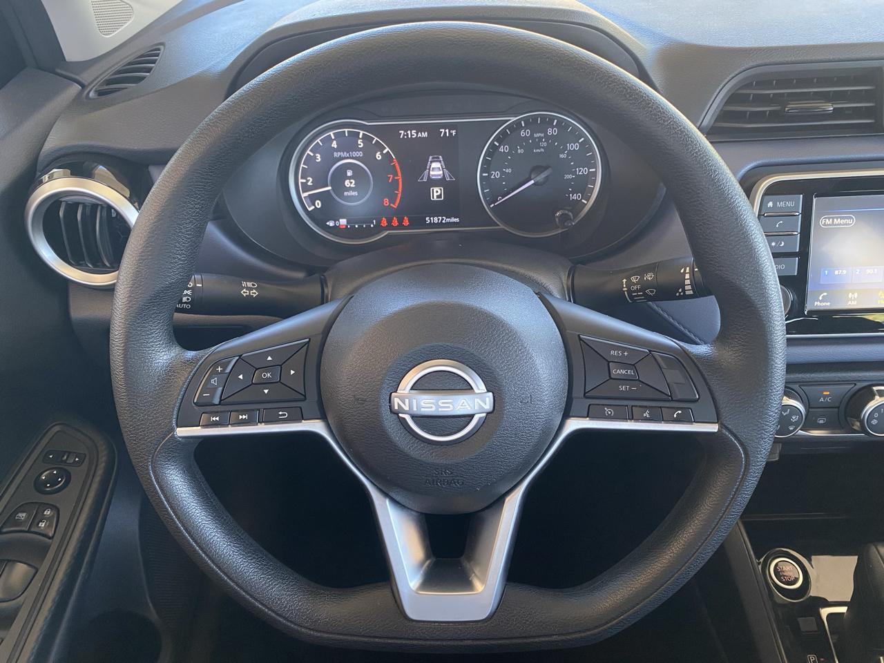 Nissan Versa SV 2024