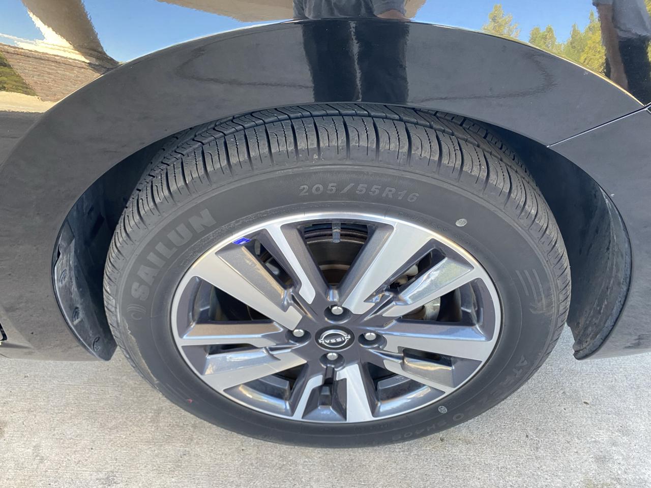 Nissan Versa SV 2024