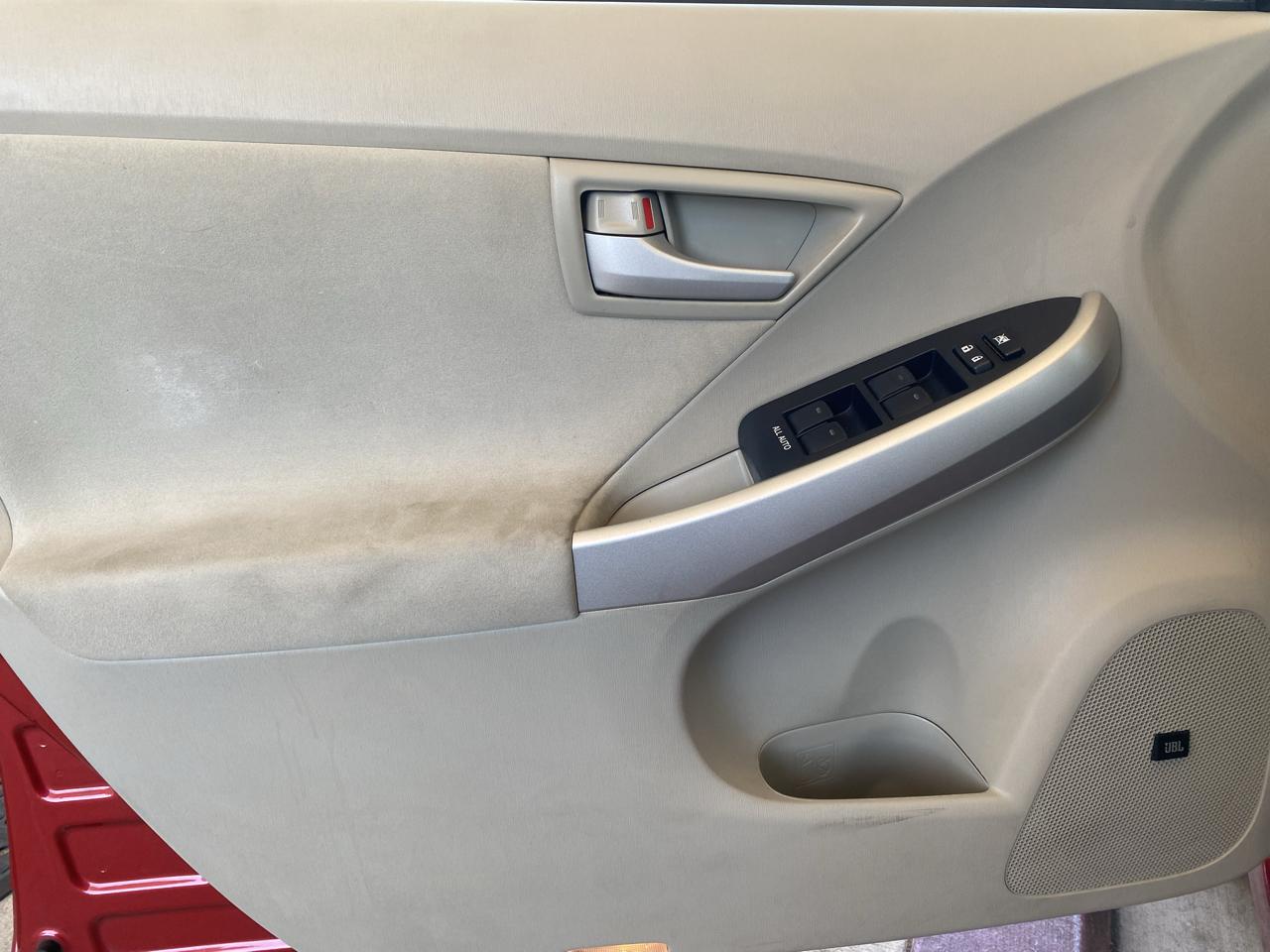 Toyota Prius  2011