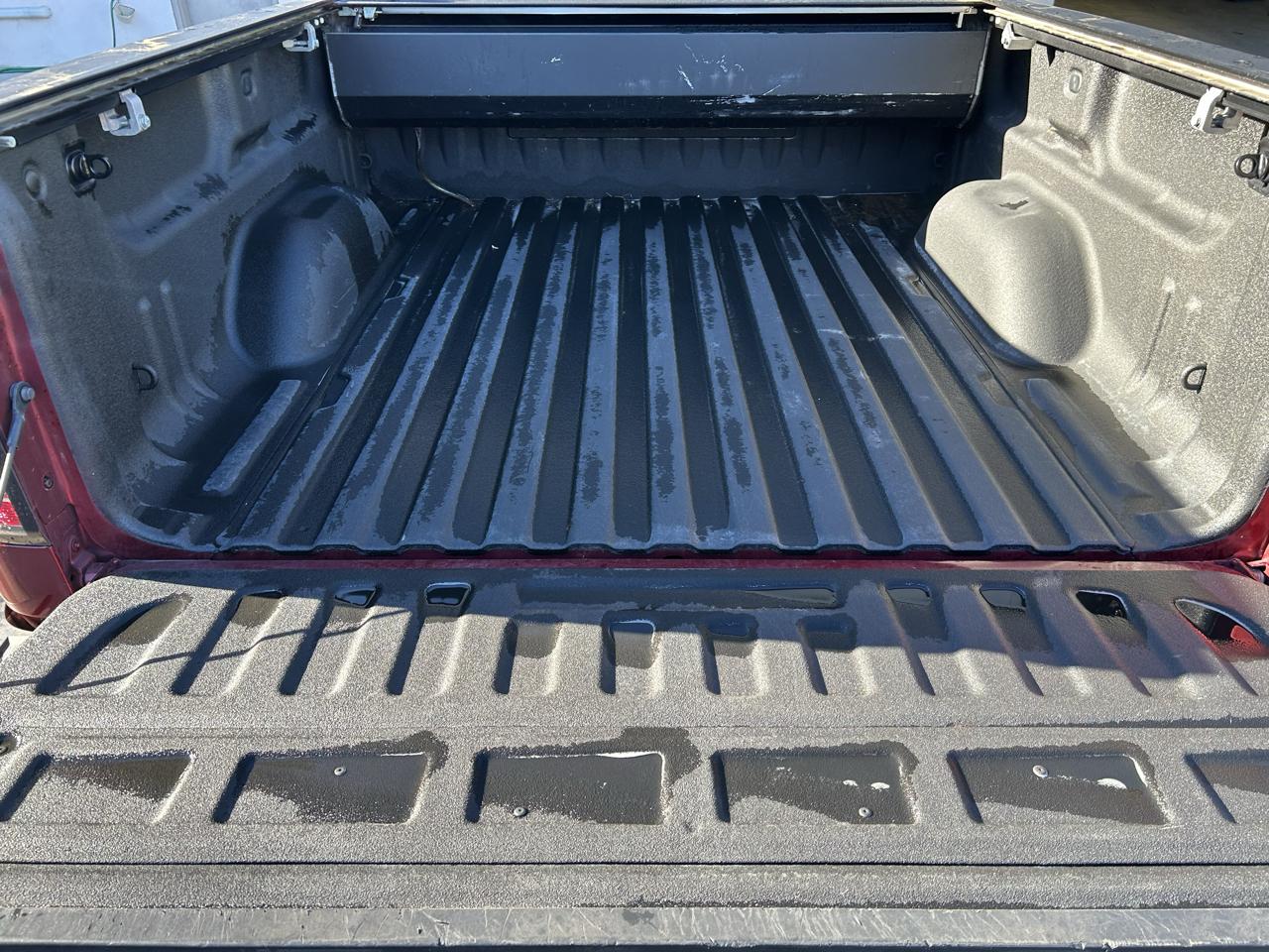 GMC Sierra 1500 4WD Crew Cab 143.5" Denali 2017