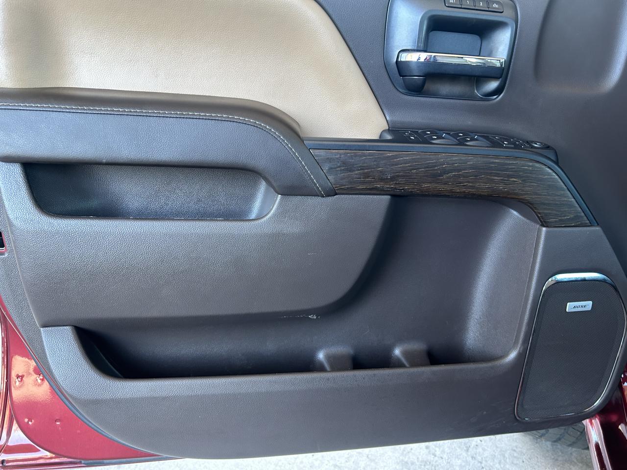 GMC Sierra 1500 4WD Crew Cab 143.5" Denali 2017