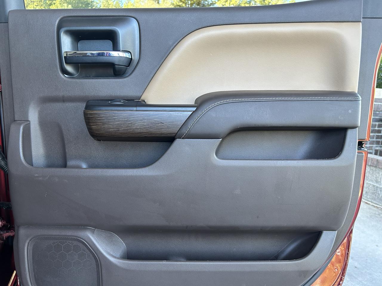 GMC Sierra 1500 4WD Crew Cab 143.5" Denali 2017