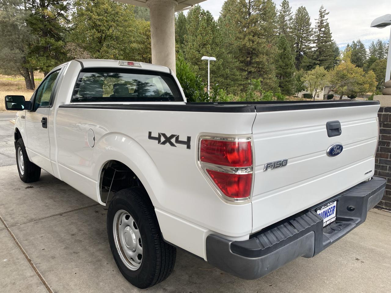 Ford F-150 4WD Reg Cab 145" XL 2013