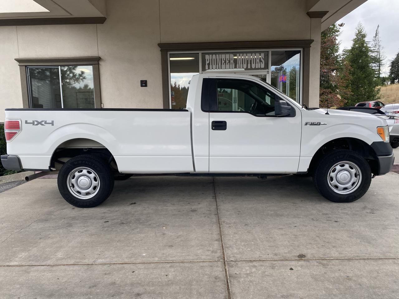 Ford F-150 4WD Reg Cab 145" XL 2013