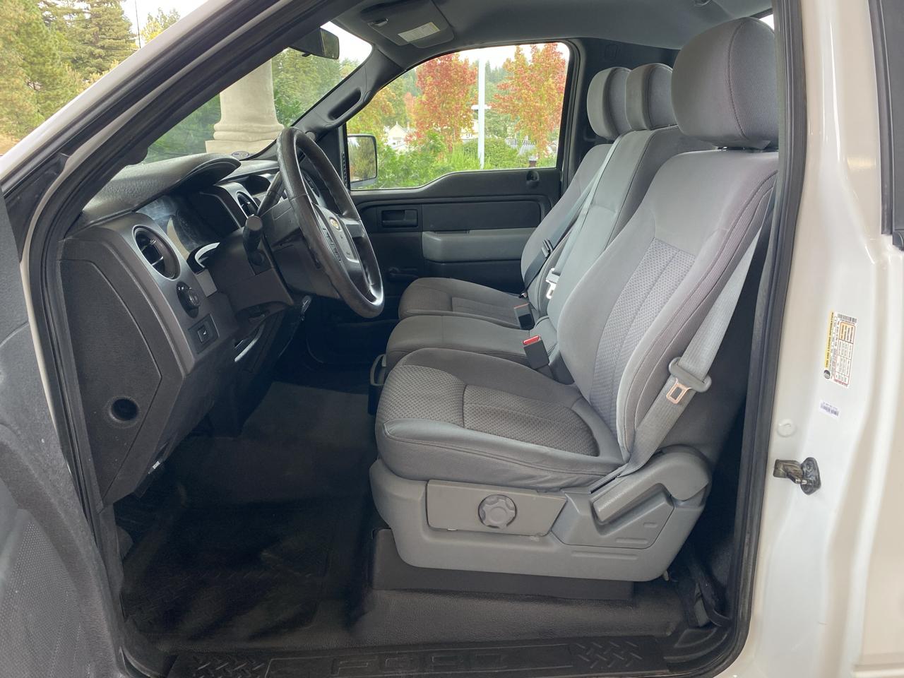 Ford F-150 4WD Reg Cab 145" XL 2013