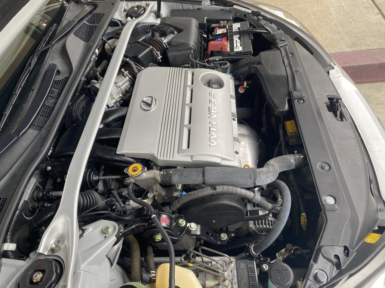 Lexus ES 330 4dr Sdn 2005