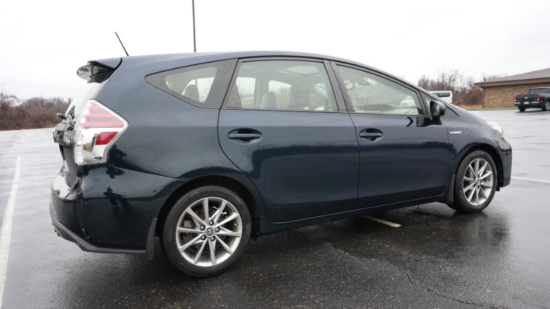 Toyota Prius V Three 2017