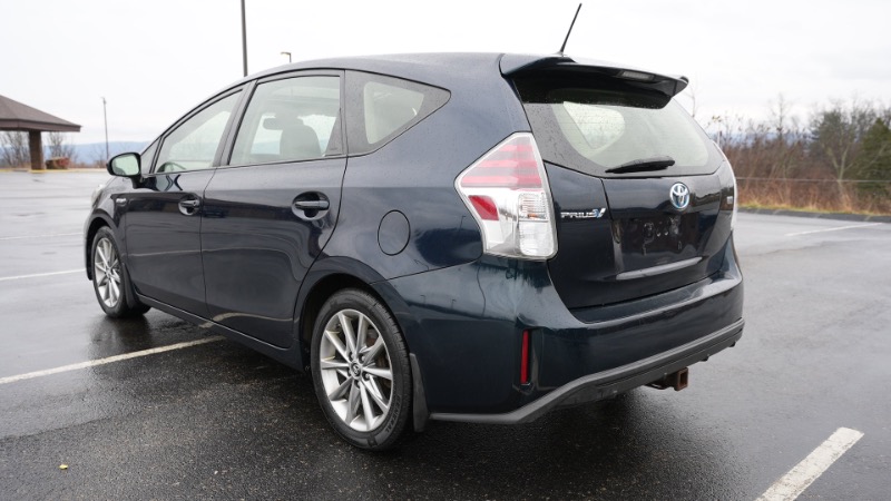 Toyota Prius V Three 2017