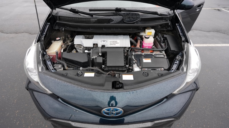 Toyota Prius V Three 2017