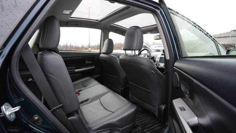 Toyota Prius V Three 2017