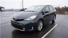 2017 Toyota Prius V 