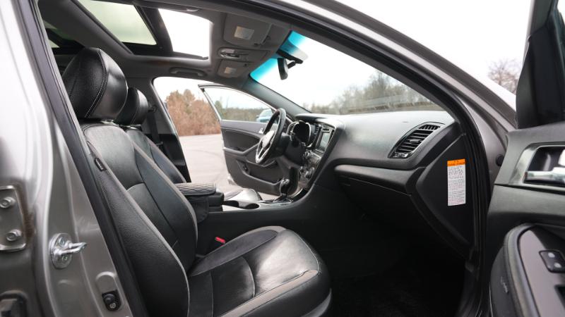 Kia Optima Hybrid LX 2013