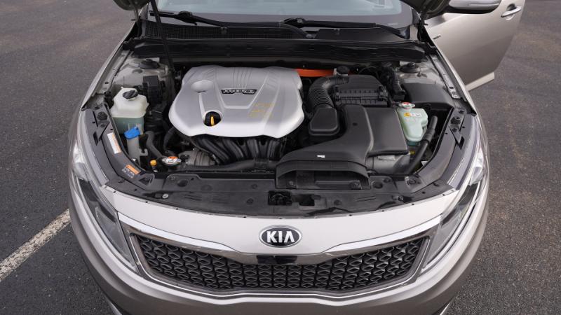Kia Optima Hybrid LX 2013