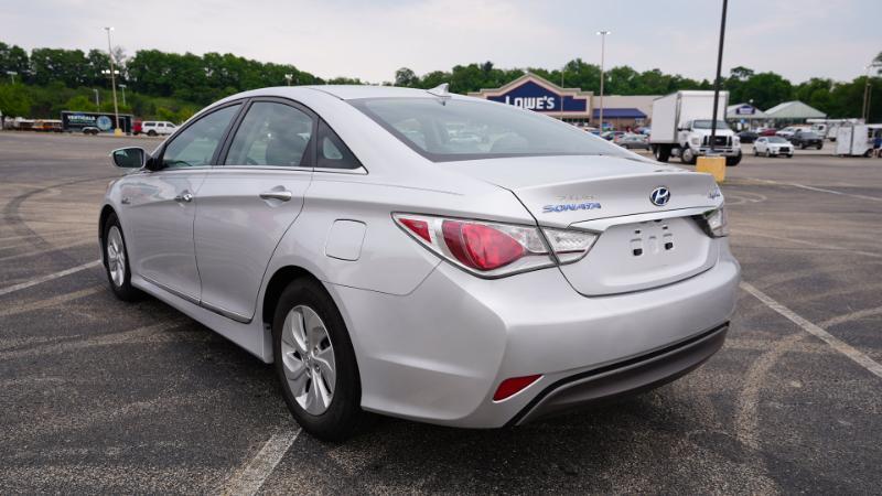 Hyundai Sonata Hybrid Sedan 2015