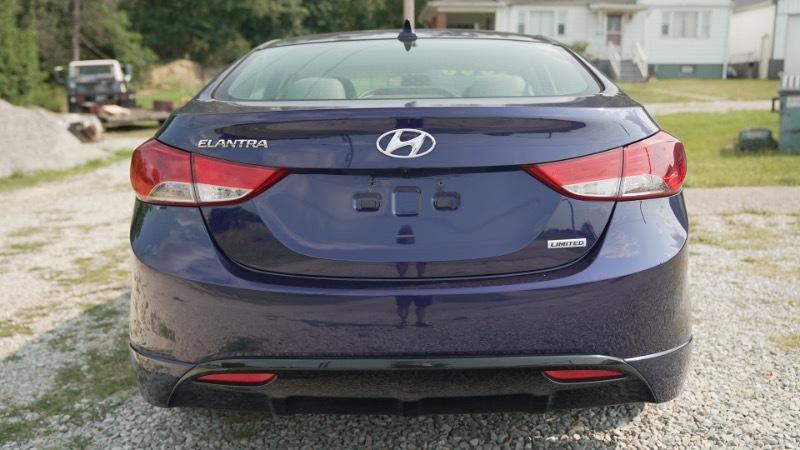 Hyundai Elantra Limited 2013