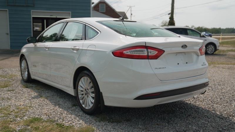 Ford Fusion Hybrid SE 2014