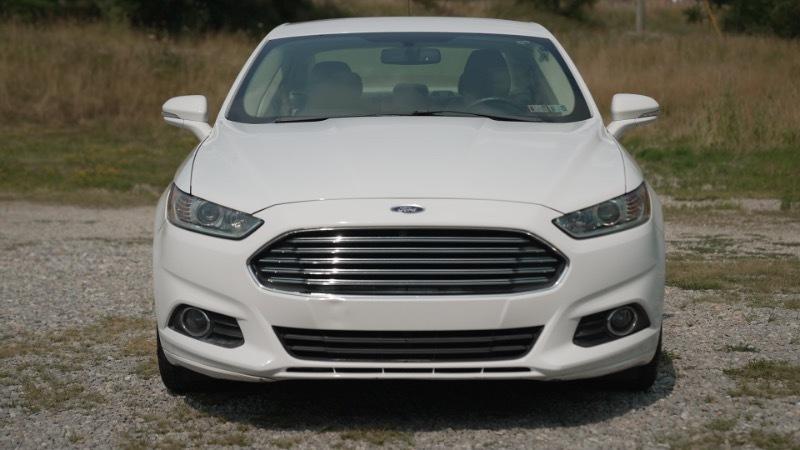 Ford Fusion Hybrid SE 2014