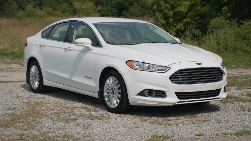 Ford Fusion Hybrid SE 2014