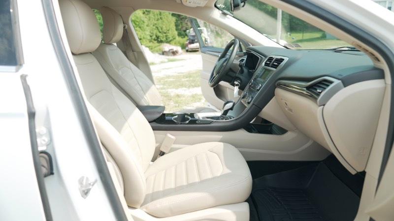 Ford Fusion Hybrid SE 2014