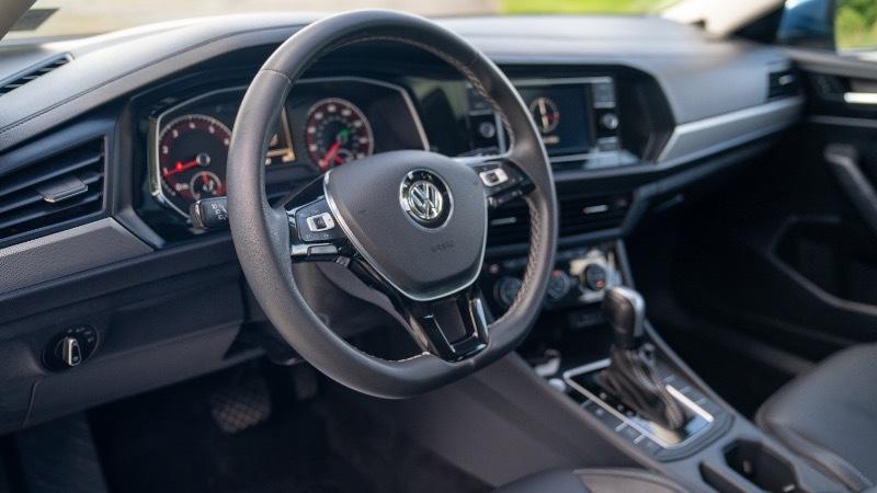 Volkswagen Jetta 1.4T S 8A 2021